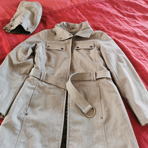 Kristen Blake Jacket - Picture 8 of 14